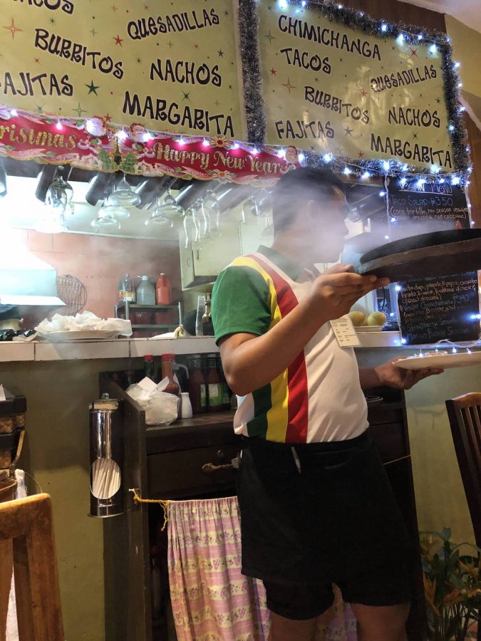 来到一家不知名的餐厅，尝尝特色，有几道菜味道确实不错