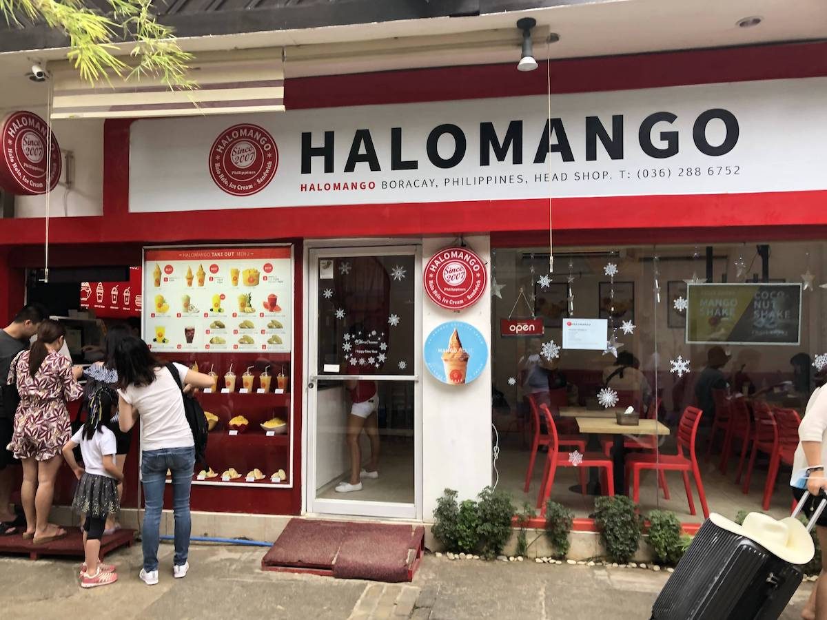 听说这个是著名的网红芒果冰淇淋店