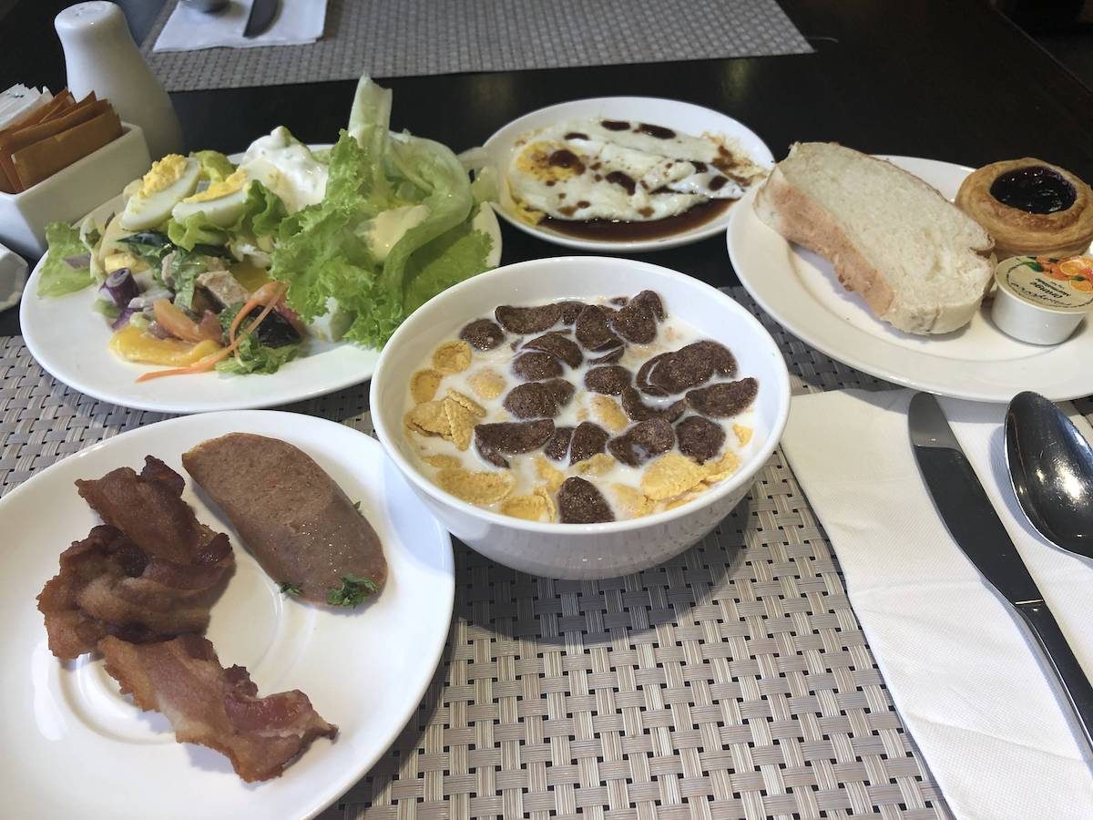 今天的早餐，一般早上都很清淡，在外面不好找WC，这可是经验之谈