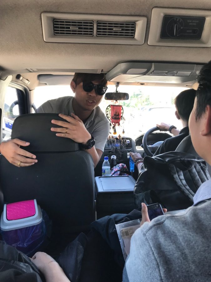 这是可爱的小聪导游