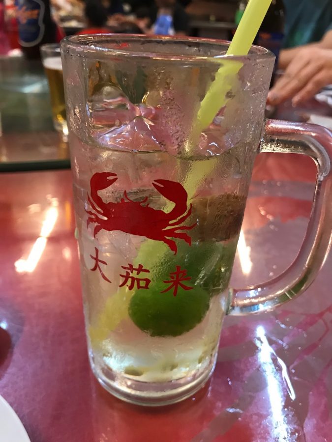 网红餐厅的网红饮品,就是柠檬汁有些略甜的味道